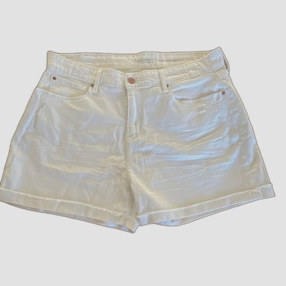 Signature by Levi Strauss - High-Rise Shorts - size 16/33